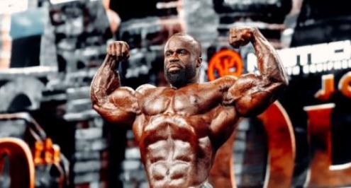 سامسون داودا بطلًا جديدًا لمستر أولمبيا في 2024.. ورسالة من فودة للجماهير المصرية